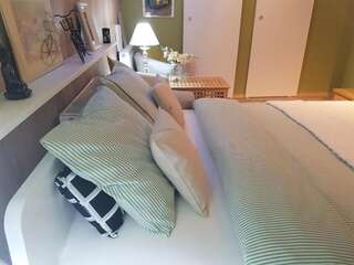 Отели типа «постель и завтрак» Pokoje Gościnne Magnolia Rooms Сероцк Двухместный номер с 1 кроватью и собственной ванной комнатой-4